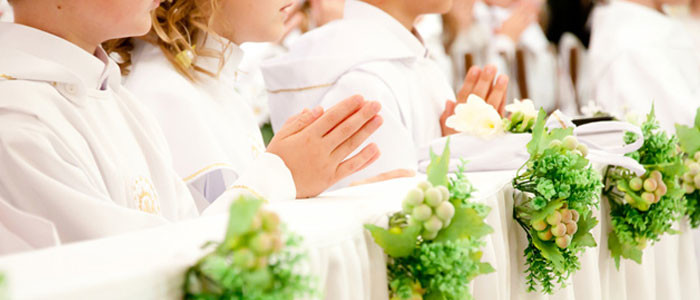 first-communion-party-ideas-700x300