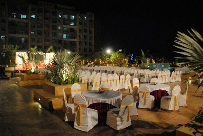 hotel-leafio-andheri-east-mumbai