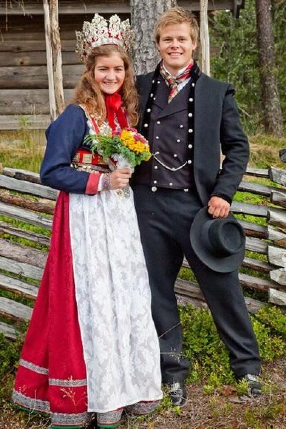 Традиционный свадебный наряд Норвегии