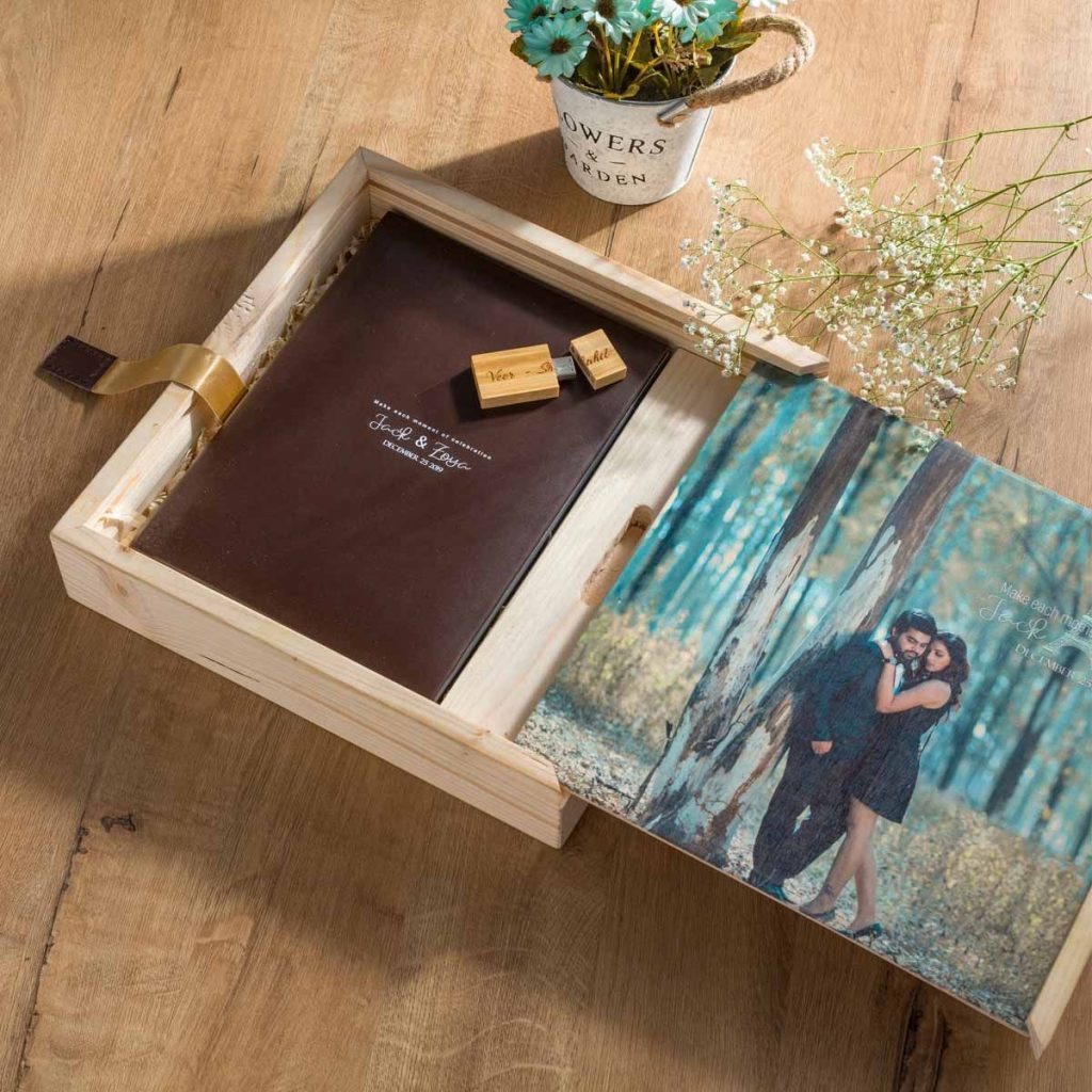 10 Ways To Create Memorable Wedding Albums VenueLook Blog   Rustic Wooden Box Design 1024x1024 