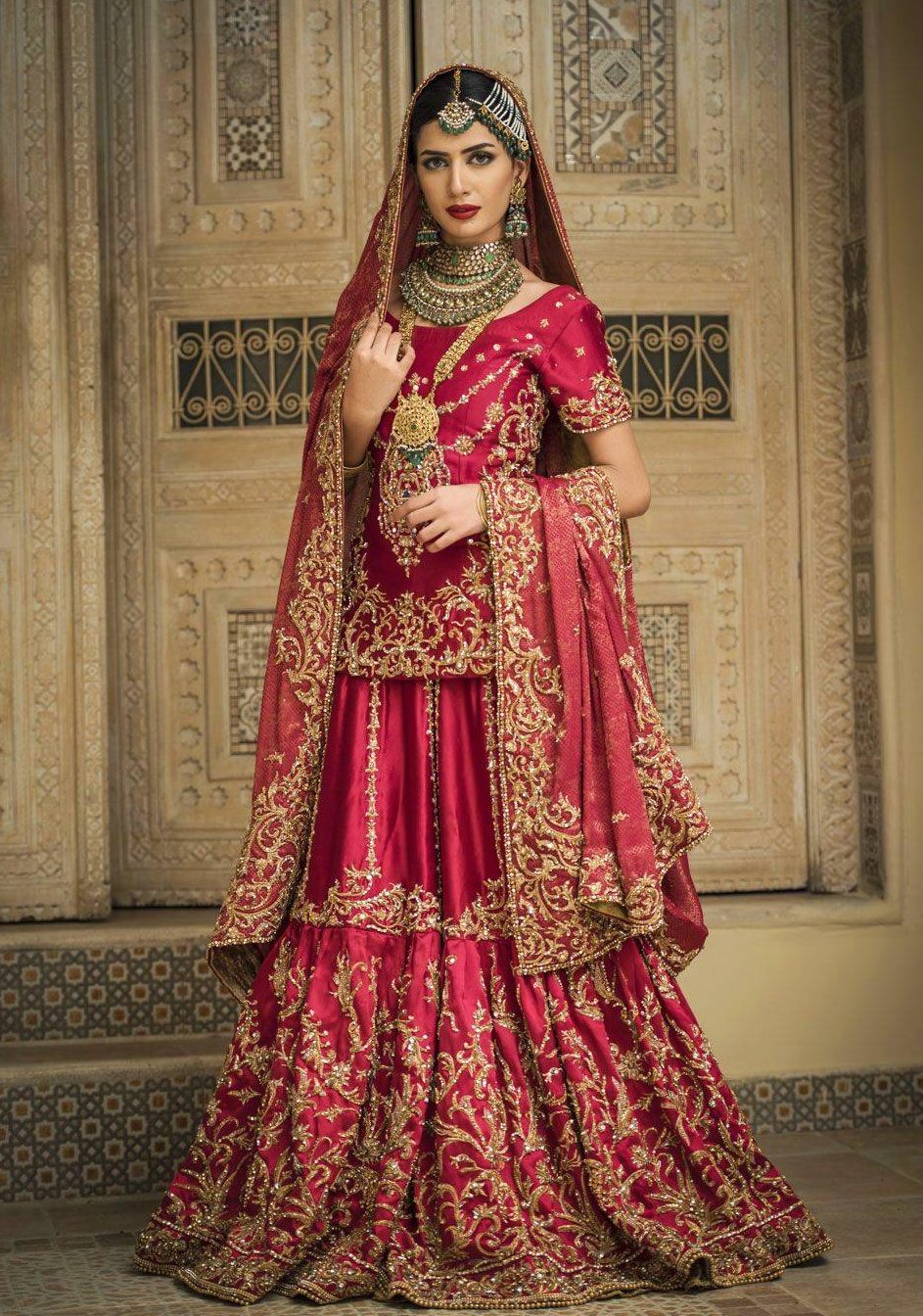 Lehenga Cholis the First Choice for Indian Women - VenueLook Blog