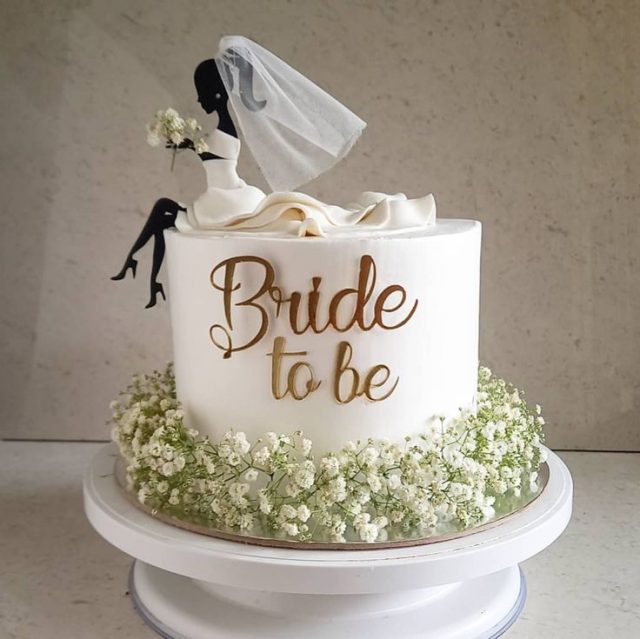 Unique Wedding Cake Ideas for a Bride-to-be! - VenueLook Blog